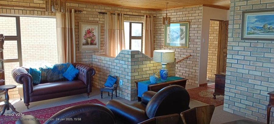 5 Bedroom Property for Sale in Dana Bay Western Cape